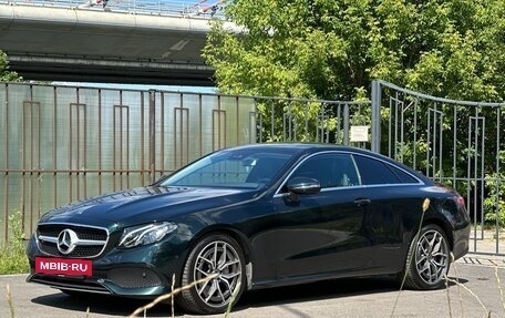 Mercedes-Benz E-Класс, 2018 год, 3 400 000 рублей, 32 фотография