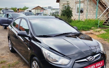 Hyundai Solaris II рестайлинг, 2011 год, 578 000 рублей, 3 фотография