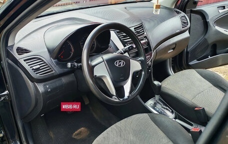 Hyundai Solaris II рестайлинг, 2011 год, 578 000 рублей, 11 фотография
