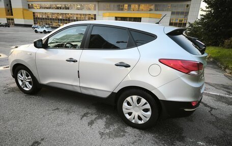 Hyundai ix35 I рестайлинг, 2011 год, 1 420 000 рублей, 4 фотография