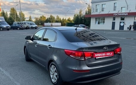 KIA Rio III рестайлинг, 2016 год, 1 025 000 рублей, 4 фотография