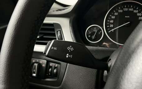 BMW 3 серия, 2018 год, 1 380 200 рублей, 15 фотография