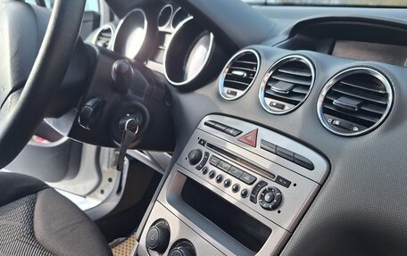 Peugeot 308 II, 2011 год, 420 000 рублей, 23 фотография