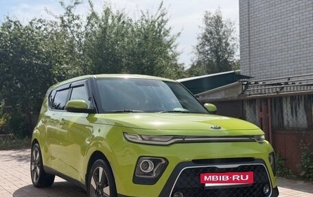 KIA Soul III, 2019 год, 1 800 000 рублей, 2 фотография