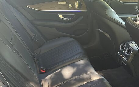 Mercedes-Benz E-Класс, 2017 год, 3 000 000 рублей, 8 фотография