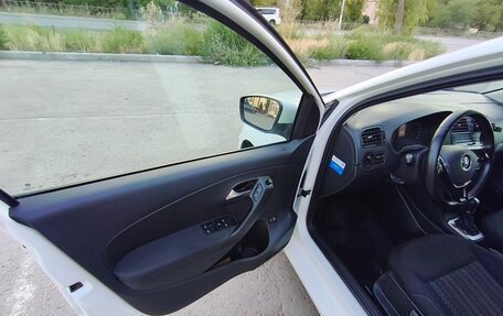 Volkswagen Polo VI (EU Market), 2018 год, 1 990 000 рублей, 12 фотография