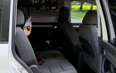 Volkswagen Touran III, 2009 год, 600 000 рублей, 6 фотография
