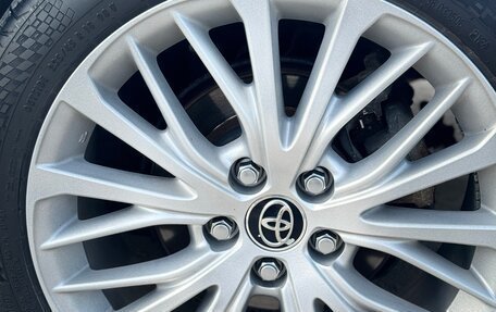 Toyota Camry, 2019 год, 2 900 000 рублей, 8 фотография