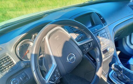 Opel Insignia II рестайлинг, 2011 год, 980 000 рублей, 13 фотография