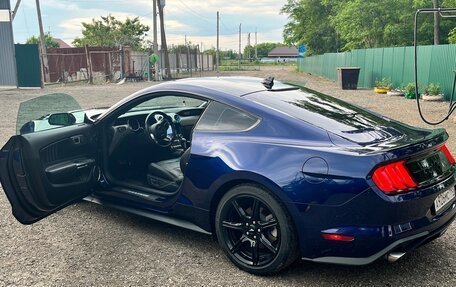 Ford Mustang VI рестайлинг, 2020 год, 3 300 000 рублей, 2 фотография