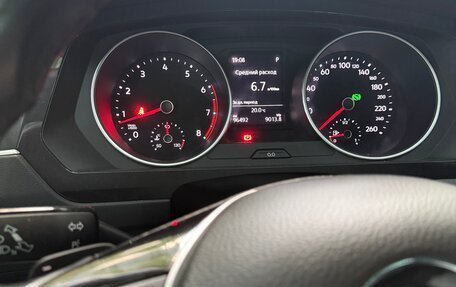 Volkswagen Tiguan II, 2019 год, 2 300 000 рублей, 9 фотография