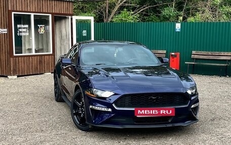 Ford Mustang VI рестайлинг, 2020 год, 3 300 000 рублей, 6 фотография