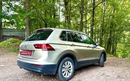 Volkswagen Tiguan II, 2019 год, 2 300 000 рублей, 4 фотография