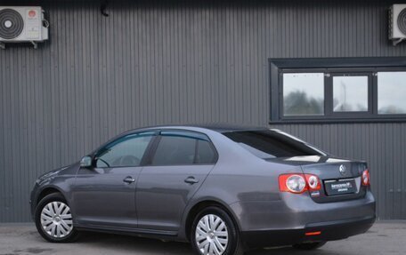 Volkswagen Jetta VI, 2010 год, 549 888 рублей, 4 фотография