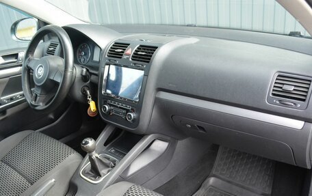 Volkswagen Jetta VI, 2010 год, 549 888 рублей, 16 фотография