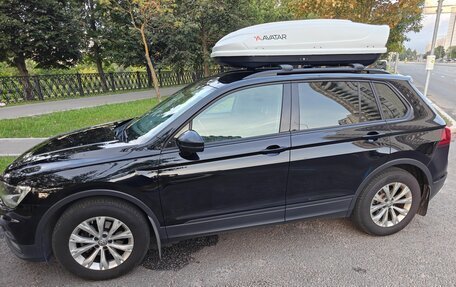 Volkswagen Tiguan II, 2017 год, 1 800 000 рублей, 2 фотография