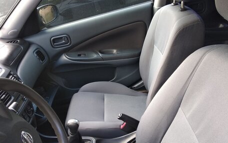 Nissan Almera, 2005 год, 310 000 рублей, 11 фотография