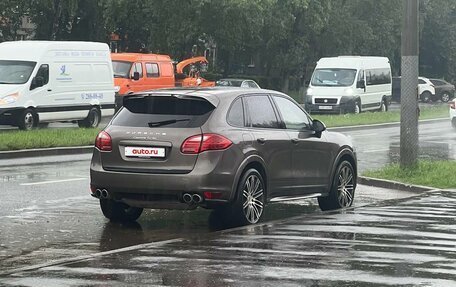 Porsche Cayenne III, 2011 год, 2 300 000 рублей, 2 фотография
