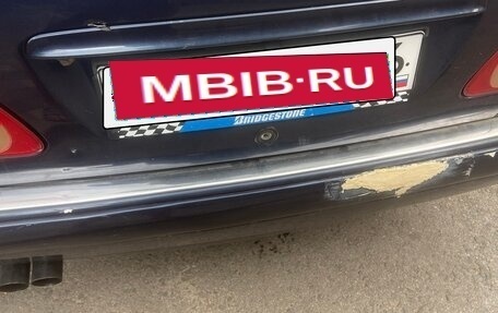 Mercedes-Benz E-Класс, 1996 год, 160 000 рублей, 1 фотография