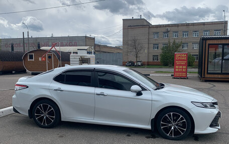 Toyota Camry, 2020 год, 3 300 000 рублей, 4 фотография