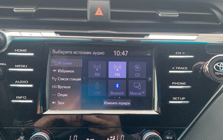Toyota Camry, 2020 год, 3 300 000 рублей, 12 фотография