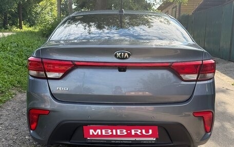 KIA Rio IV, 2018 год, 1 540 000 рублей, 2 фотография