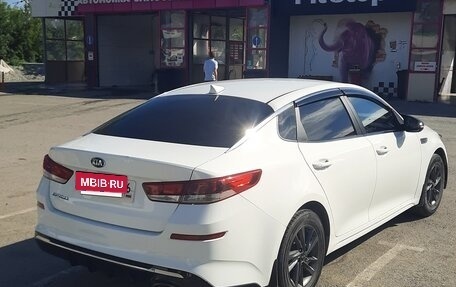 KIA Optima IV, 2019 год, 1 550 000 рублей, 8 фотография