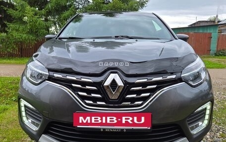 Renault Kaptur I рестайлинг, 2021 год, 1 900 000 рублей, 2 фотография