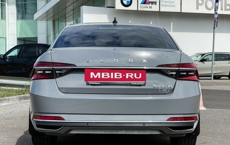 Skoda Superb III рестайлинг, 2025 год, 3 877 000 рублей, 6 фотография