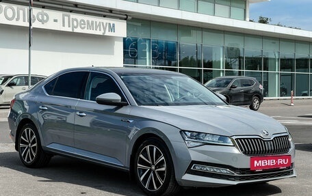 Skoda Superb III рестайлинг, 2025 год, 3 877 000 рублей, 3 фотография