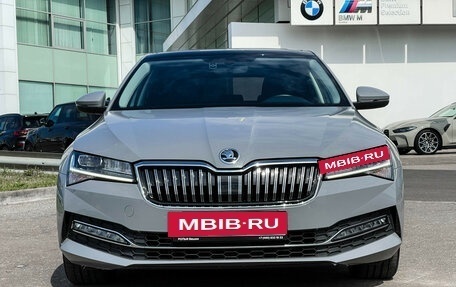 Skoda Superb III рестайлинг, 2025 год, 3 877 000 рублей, 2 фотография