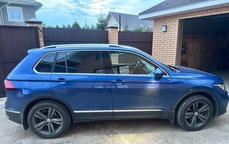 Volkswagen Tiguan II, 2020 год, 3 450 000 рублей, 3 фотография