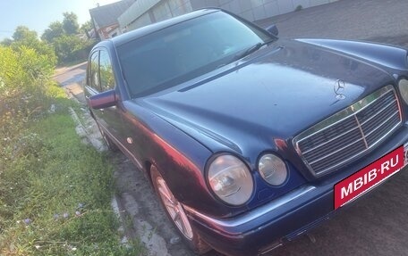 Mercedes-Benz E-Класс, 1996 год, 160 000 рублей, 3 фотография