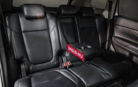 Mitsubishi Outlander III рестайлинг 3, 2020 год, 2 049 000 рублей, 26 фотография