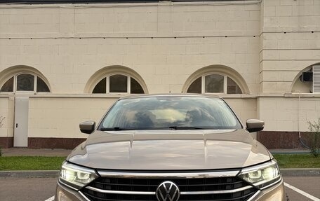Volkswagen Polo VI (EU Market), 2021 год, 1 490 000 рублей, 1 фотография