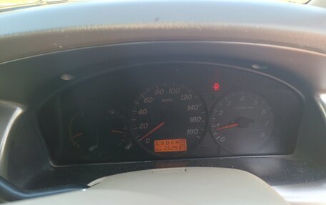 Mazda MPV II, 2002 год, 550 000 рублей, 17 фотография