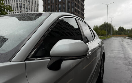 Toyota Camry, 2018 год, 2 390 000 рублей, 10 фотография