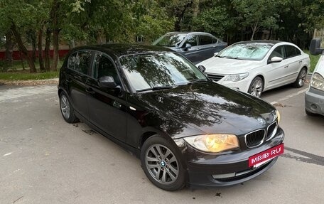 BMW 1 серия, 2010 год, 540 000 рублей, 2 фотография