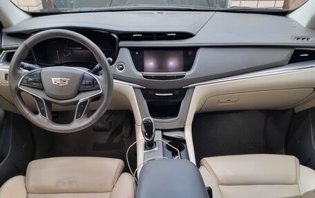 Cadillac XT5 I рестайлинг, 2016 год, 2 400 000 рублей, 9 фотография
