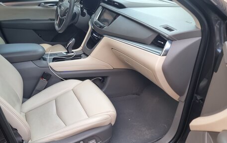 Cadillac XT5 I рестайлинг, 2016 год, 2 400 000 рублей, 12 фотография