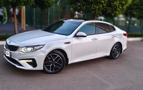 KIA Optima IV, 2018 год, 2 500 000 рублей, 5 фотография