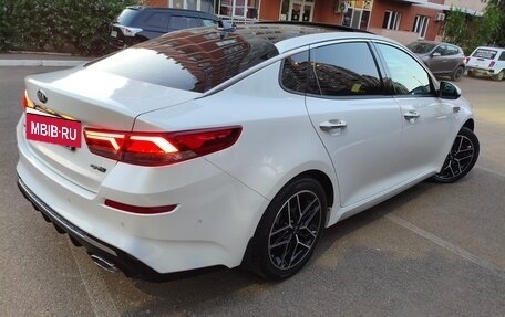 KIA Optima IV, 2018 год, 2 500 000 рублей, 10 фотография