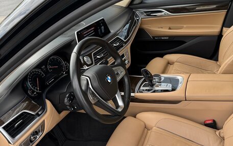 BMW 7 серия, 2016 год, 4 000 000 рублей, 7 фотография