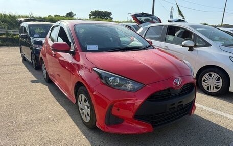 Toyota Yaris, 2021 год, 699 776 рублей, 2 фотография