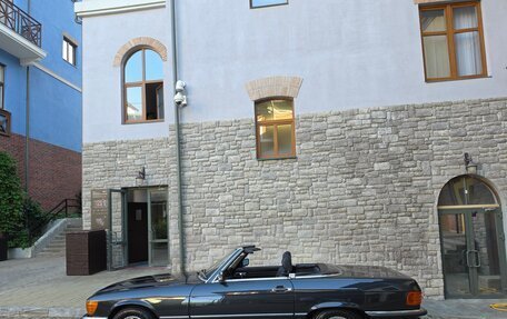 Mercedes-Benz SL-Класс, 1989 год, 6 500 000 рублей, 6 фотография