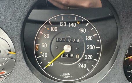 Mercedes-Benz SL-Класс, 1989 год, 6 500 000 рублей, 11 фотография