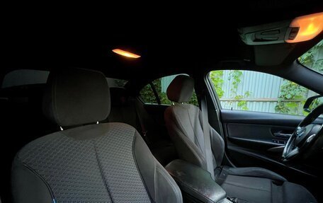 BMW 3 серия, 2015 год, 1 550 000 рублей, 12 фотография