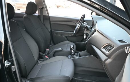 Hyundai Solaris II рестайлинг, 2017 год, 1 179 000 рублей, 8 фотография