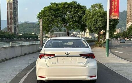 Toyota Corolla, 2024 год, 1 370 000 рублей, 4 фотография