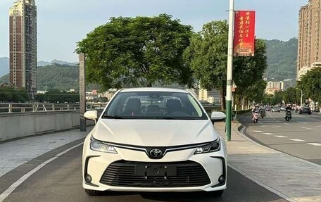 Toyota Corolla, 2024 год, 1 370 000 рублей, 2 фотография